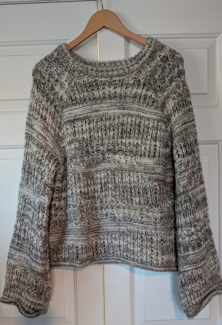 Universal Thread Chunky Knit  Sweater